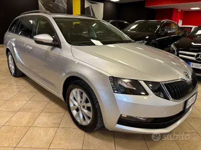 Begagnad Skoda Octavia 116 HK (85 kW) 2020 Grå Kombi