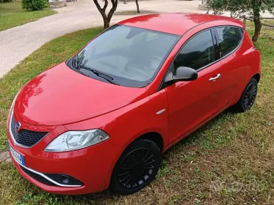 Usata Lancia Ypsilon