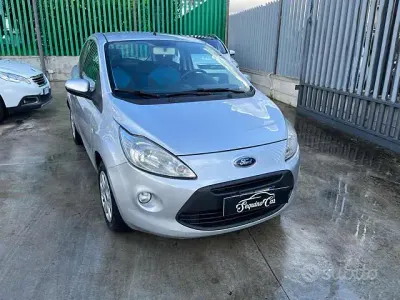 Usata Ford Ka Plus 75 CV (55 kW) 2012 Grigio Utilitaria