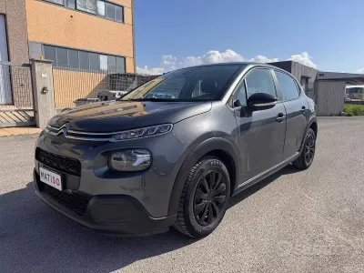 Usata Citroën C3 Shine 75 CV (55 kW) 2017 Grigio Berlina