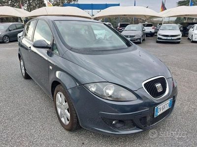 Usata Seat Altea Style 104 CV (76 kW) 2009 Grigio Monovolume