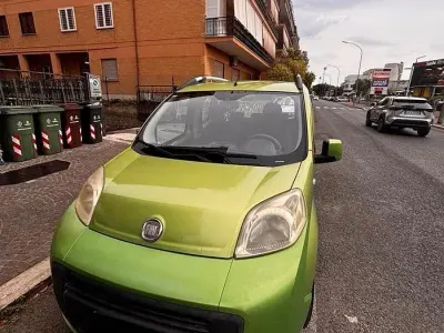 Usata Fiat Qubo Trekking 77 CV (56 kW) 2010 Verde Monovolume