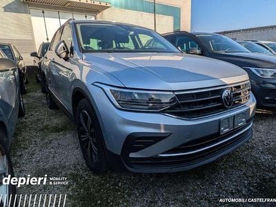 Usata VW Tiguan Life 150 CV (110 kW) 2021 Reflex silver metallizzato SUV