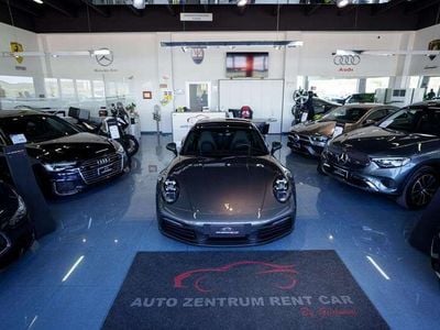 Porsche 911 Carrera 4