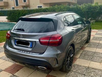 Mercedes GLA200