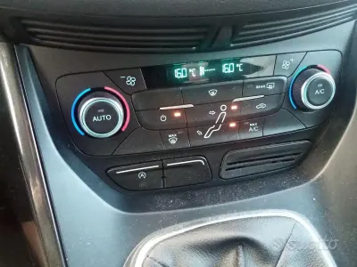 Usata Ford C-MAX 120 CV (88 kW) 2017 Grigio Monovolume