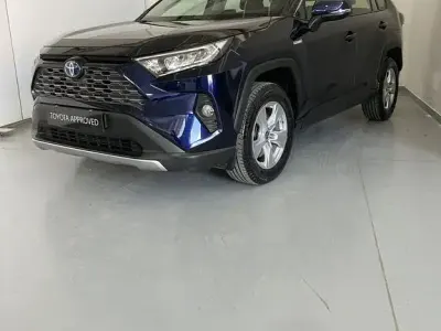 Usata Toyota RAV4 Hybrid Active 218 CV (160 kW) 2021 Blu SUV
