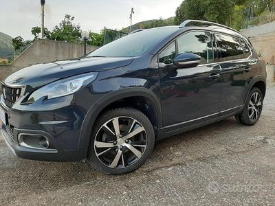 Usata Peugeot 2008 102 CV (75 kW) 2018 Grigio SUV