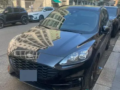 Usata Ford Kuga ST-Line 120 CV (88 kW) 2022 Nero SUV