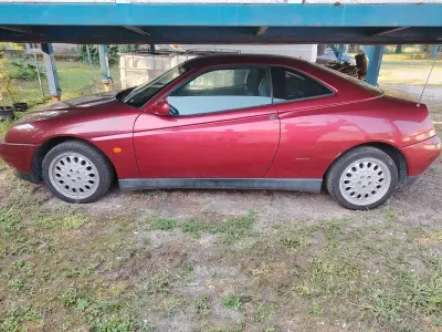 Usata Alfa Romeo GTV Lusso 150 CV (110 kW) 1997 Rosso Coupé