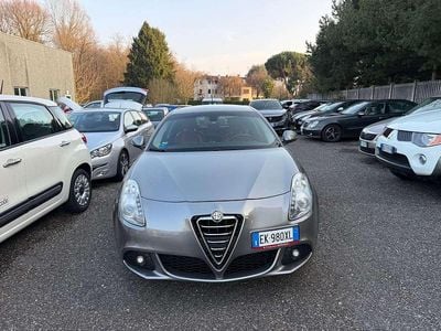 Usata Alfa Romeo Giulietta Exclusive 170 CV (125 kW) 2011 Grigio Utilitaria