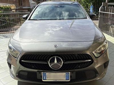 Usata Mercedes A200 163 CV (119 kW) 2020 Grigio Berlina