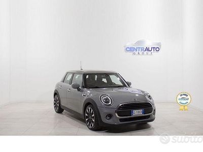 Usata Mini ONE 75 CV (55 kW) 2020 Grigio Utilitaria