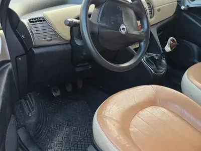 Usata Lancia Ypsilon 69 CV (50 kW) 2006 Nero Utilitaria