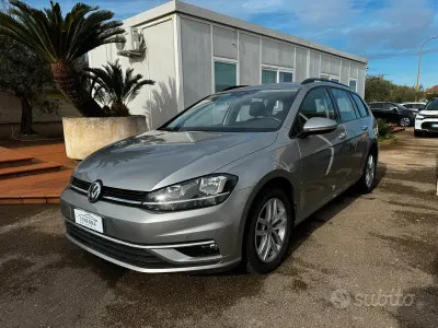 Usata VW Golf VII 116 CV (85 kW) 2019 Grigio Station wagon