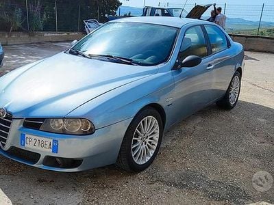Usata Alfa Romeo 156 140 CV (102 kW) 2004 Blu Berlina