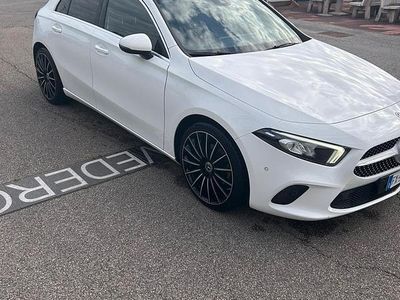 Usata Mercedes A180 116 CV (85 kW) 2019 Bianco Utilitaria