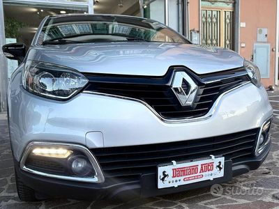 Usata Renault Captur 90 CV (66 kW) 2015 Grigio SUV