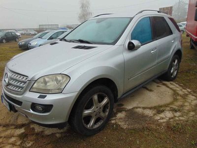 Mercedes ML320