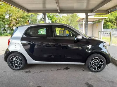 Usata Smart ForFour Passion 71 CV (52 kW) 2018 Nero Utilitaria