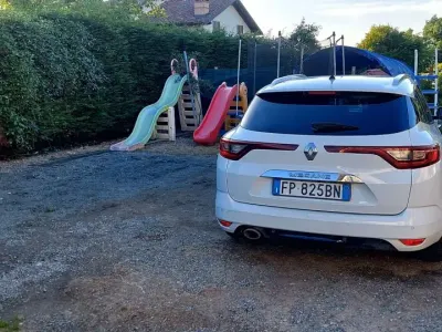 Usata Renault Mégane GrandTour Zen 110 CV (80 kW) 2017 Bianco Station wagon