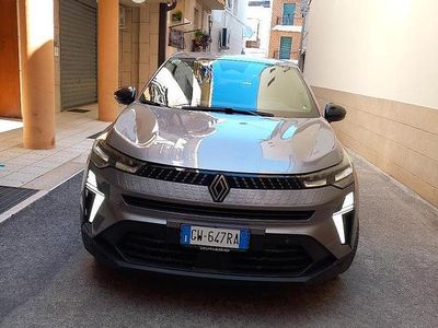 Grigio Usata 2025 Renault Captur Techno SUV | 22.000 € (Buon prezzo)