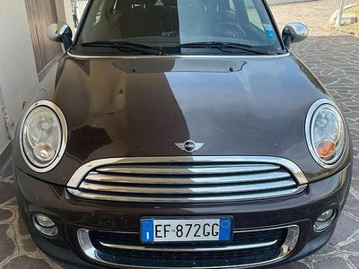 Usata Mini Cooper D 140 CV (102 kW) 2011 Marrone Utilitaria