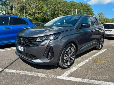 Usata Peugeot 3008 Allure 131 CV (96 kW) 2022 Grigio SUV