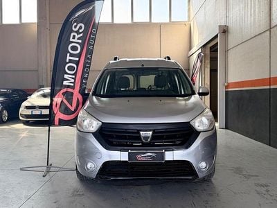 Usata Dacia Dokker Lauréate 90 CV (66 kW) 2014 Grigio Monovolume