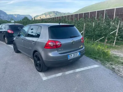 Usata VW Golf VI United 105 CV (77 kW) 2008 Utilitaria