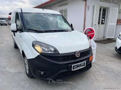Usata Fiat Doblò 120 CV (88 kW) 2019 Monovolume