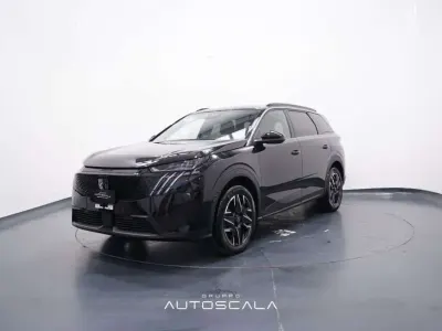 Usata Peugeot 5008 Allure 136 CV (100 kW) 2025 Nero perla SUV
