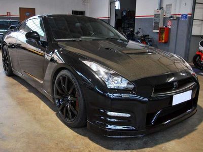 Nissan GT-R