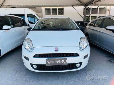 Usata Fiat Punto Street 95 CV (69 kW) 2018 Bianco Utilitaria