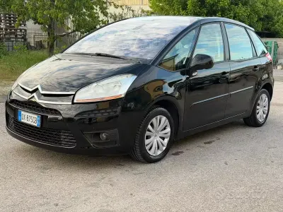 Begagnad Citroën C4 Picasso Elegance 120 HK (88 kW) 2009 Svart Minibuss