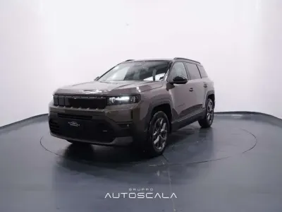 Nuova Jeep Compass 136 CV (100 kW) 2026 Yosemite con tetto nero SUV