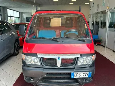 Usata Piaggio Porter 63 CV (46 kW) 2010 Rosso