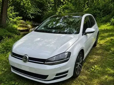 Second-hand VW Golf VII Highline 150 CP (110 kW) 2013 Alb Berlinǎ