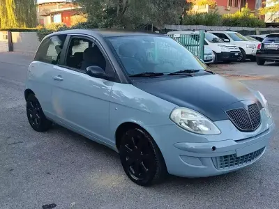 Usata Lancia Ypsilon 69 CV (50 kW) 2005 Grigio Utilitaria