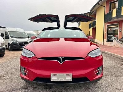 Rosso Usata 2017 Tesla Model X SUV | 39.900 € (Molto cara)