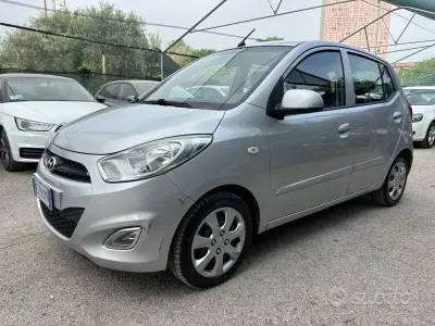 Usata Hyundai i10 69 CV (50 kW) 2013 Grigio Utilitaria