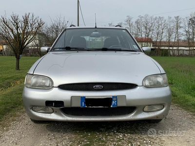 usata Ford Escort 1.8 diesel 5 porte CL