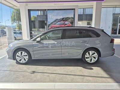 Nuova VW Golf VIII Life 116 CV (85 kW) 2026 Grigio Station wagon