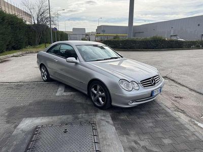 Usata Mercedes CLK270 Avantgarde 170 CV (125 kW) 2004 Argento Coupé