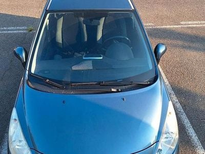 Usata Peugeot 207 88 CV (64 kW) 2006 Grigio Utilitaria