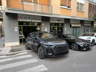 Nuova Audi Q5 S-Line 204 CV (150 kW) 2026 Grigio SUV