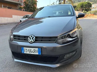 Usata VW Polo 69 CV (50 kW) 2011 Grigio Utilitaria