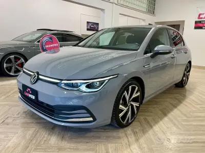 Usata VW Golf VIII Style 150 CV (110 kW) 2023 Grigio Berlina