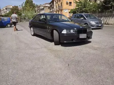 Usata BMW 318 140 CV (102 kW) 1996 Nero Coupé