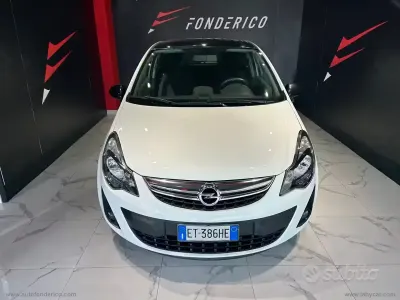 Begagnad Opel Corsa 85 HK (62 kW) 2013 Vit Halvkombi